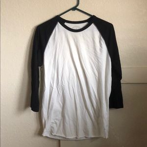 American Eagle baseball tee size M